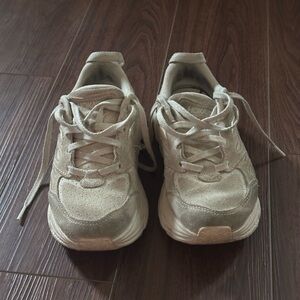 Clifton L Suede | White / Cream